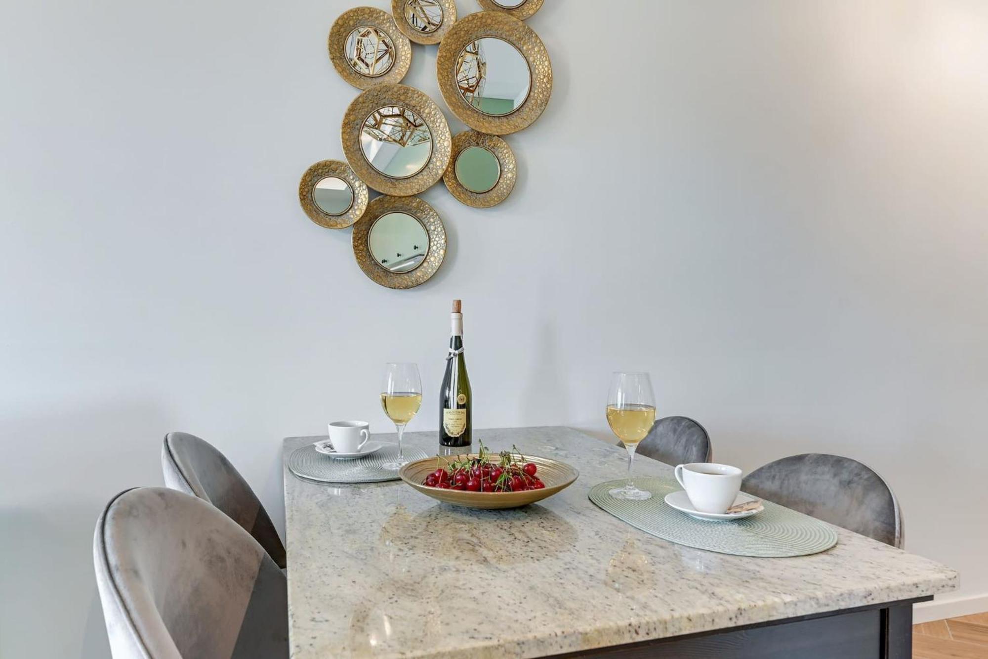 Apartamenty Deo Plaza By Rent Like Home Gdansk Bagian luar foto